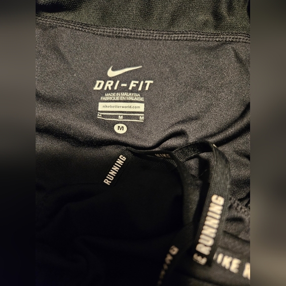 Nike dri-fit meduim - Picture 3 of 5